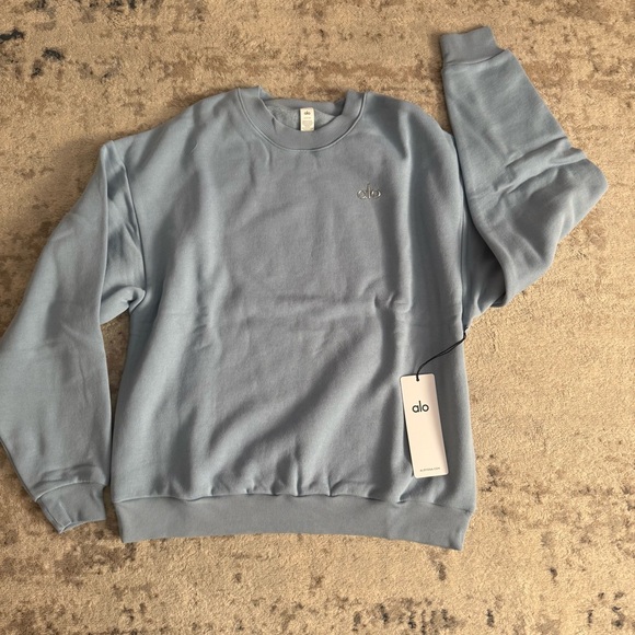 NWT ALO YOGA Accolade Crewneck Pullover Celestial Blue S and M - Picture 3 of 8